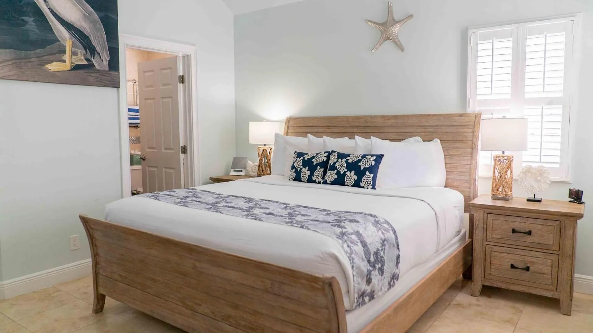 Southernmost Point Guest House & Garden Bar Key West Bed & Breakfast