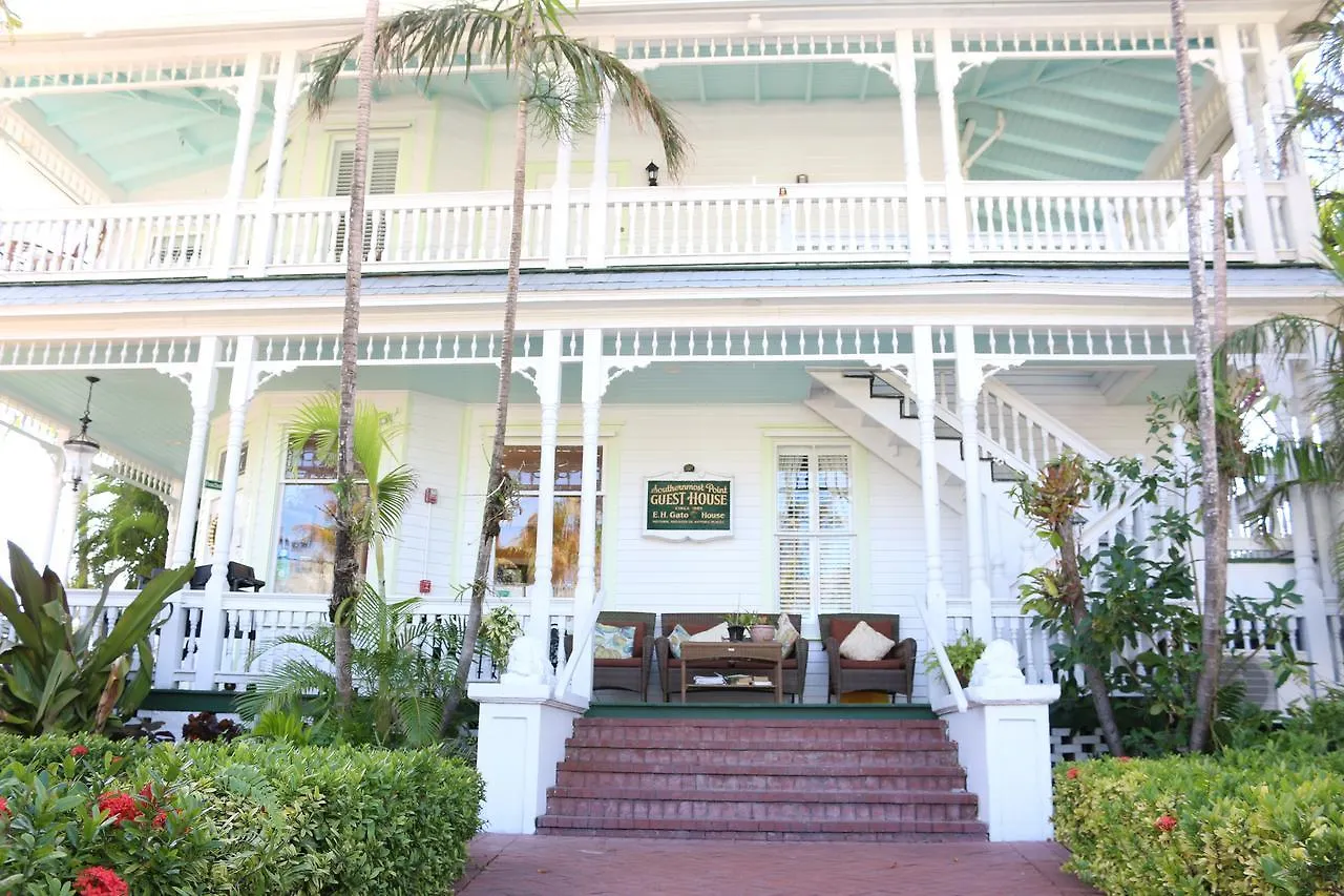 Southernmost Point Guest House & Garden Bar Key West 3*,