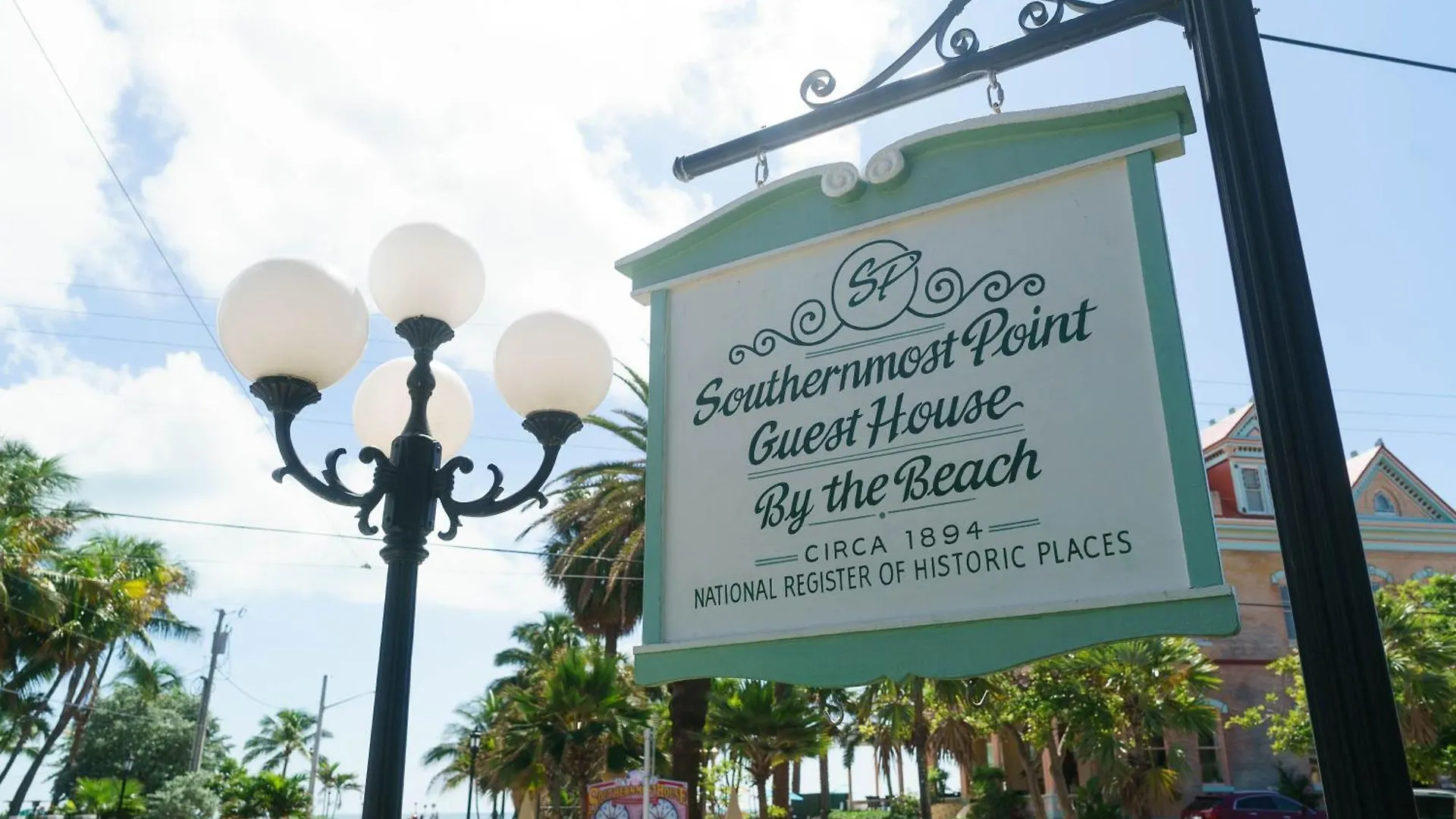 Bed & Breakfast Southernmost Point Guest House & Garden Bar Key West